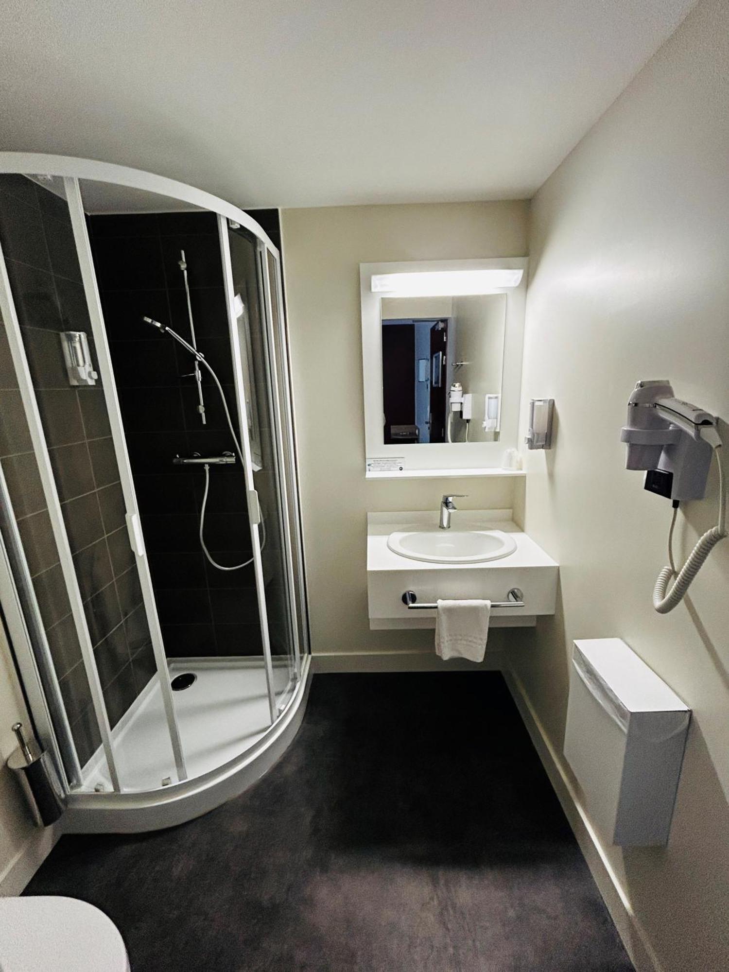 Hotel Wood Inn Bordeaux Aeroport Mérignac المظهر الخارجي الصورة