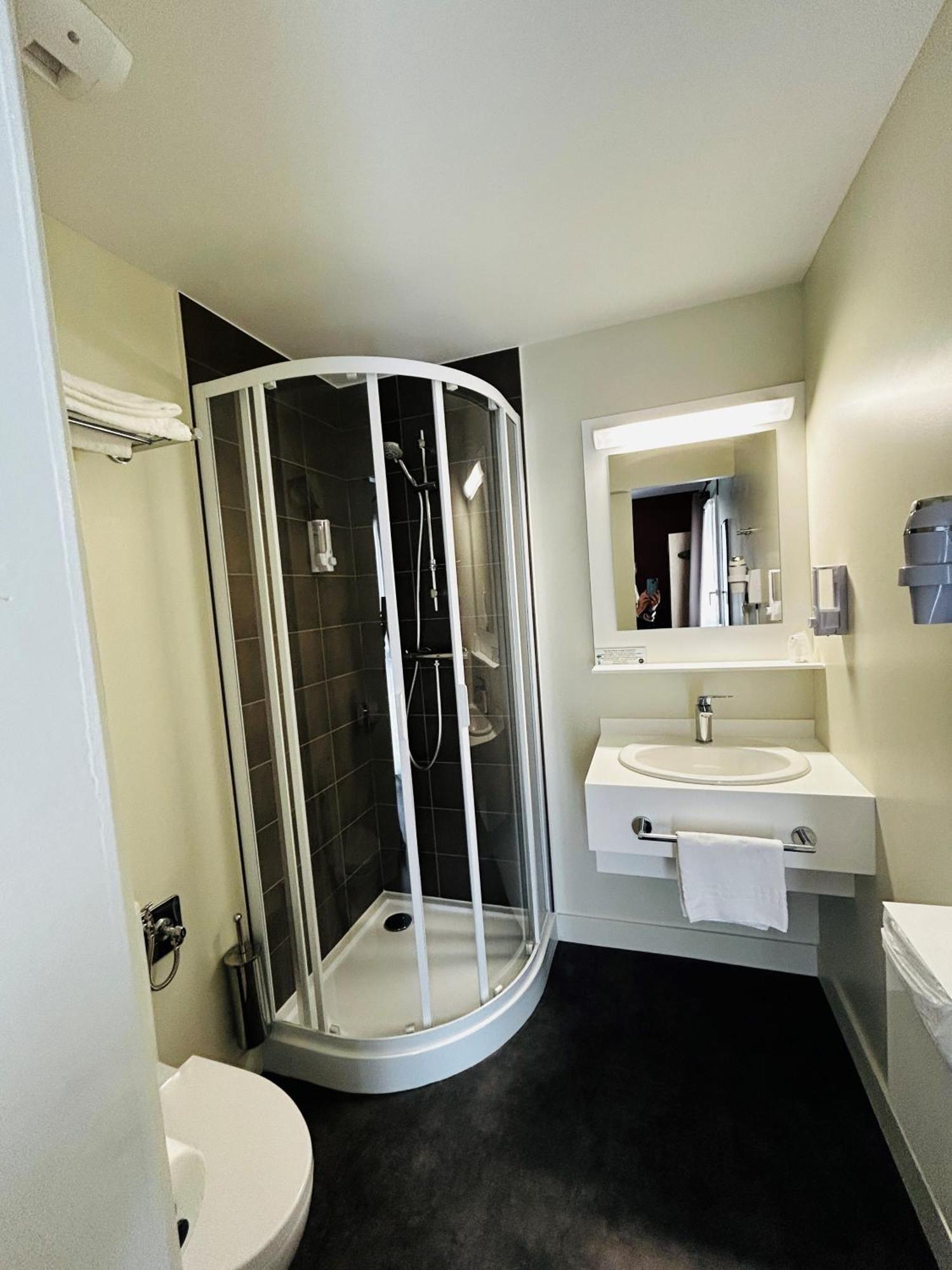 Hotel Wood Inn Bordeaux Aeroport Mérignac المظهر الخارجي الصورة