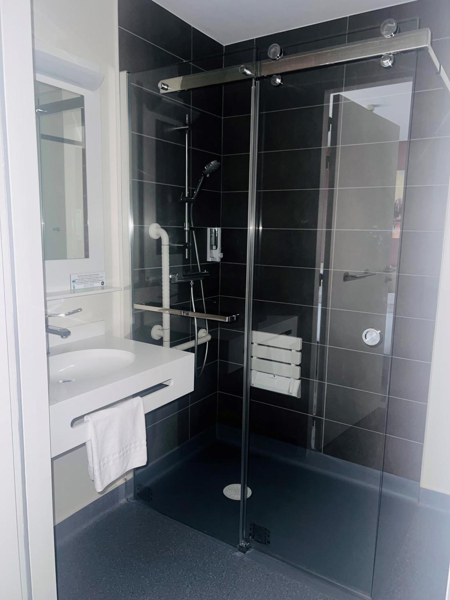 Hotel Wood Inn Bordeaux Aeroport Mérignac المظهر الخارجي الصورة