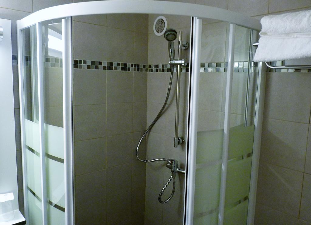 Hotel Wood Inn Bordeaux Aeroport Mérignac المظهر الخارجي الصورة